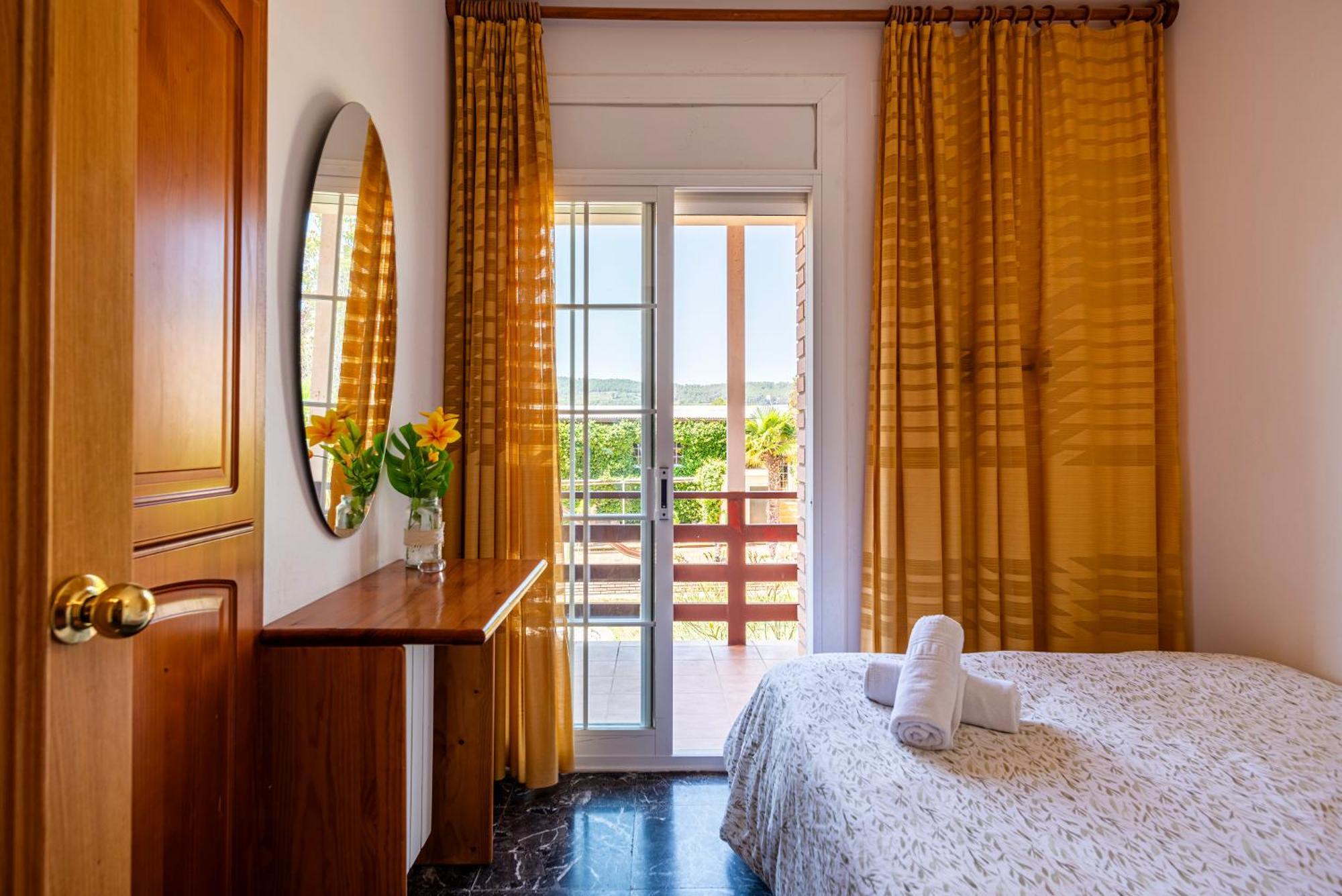Espacio De Paz, Ideal Para Familias Villa Amalia La Llacuna Extérieur photo